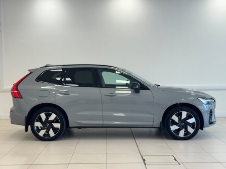 2024 Volvo XC60 - thumbnail 3