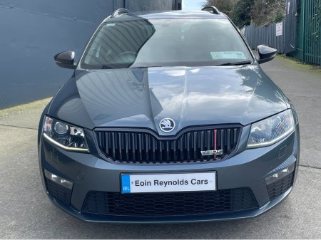 2016 Skoda Octavia - view 3