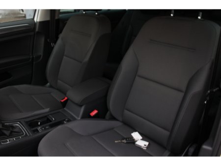 2019 Volkswagen Golf 2.0TDI 150BHP SPORT 5DR HATCHBACK AUTO // 1 OWNER WITH ONLY 82,000 KM'S // BUY WITH CONFIDENCE AA AND SIMI APPROVED DEALER 2026 // FINANCE ARRANGED // ALL TRADE INS WELCOME // €21,950 thumbnail