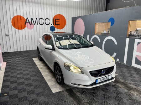 2015 Volvo V40 €13950 2015 VOLVO V40 AUTOMATIC PAN ROOF / BLACK LEATHER