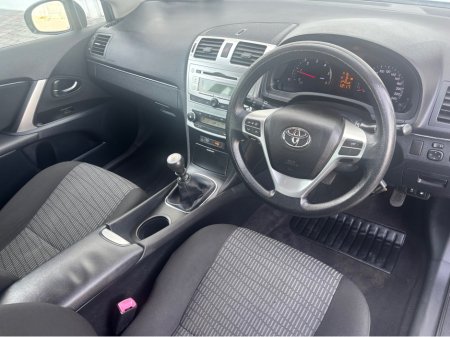 2014 Toyota Avensis - thumbnail 12