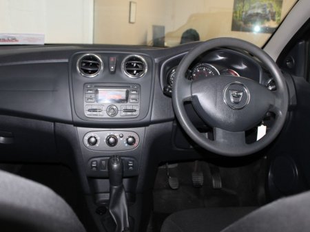 2016 Dacia Sandero - thumbnail 10