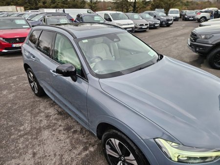 2023 Volvo XC60 - thumbnail 10