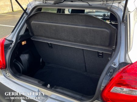 2023 Suzuki Swift 1.2  HYBRID SZ-L MANUAL - 7 years manufacturer warranty remaining €16,950 thumbnail