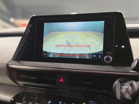 2023 Toyota Prius - thumbnail 24