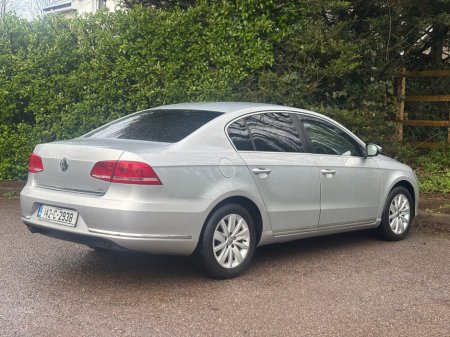 2014 Volkswagen Passat CL 1.6 TDI MANUAL 6SPEED FWD BLUEMOTION 105HP 4DR €8,995 thumbnail