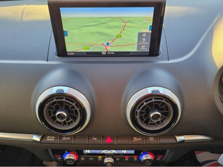 2019 Audi A3 ( 192 ) FULL LEATHER PACK SMARTPHONE INTERFACE- SATNAV - VIRTUAL COCKPIT - NAVIGATION REVERSING CAMERA -BLIND SPOT - PARKING SENSORS- €23,500 thumbnail