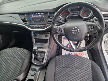 2022 Opel Astra van ED 1.5 122ps 5DR €9,950 thumbnail