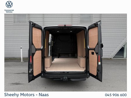 2026 Volkswagen Crafter HIGHLINE 30 MWB 140HP M6F €38,995 thumbnail