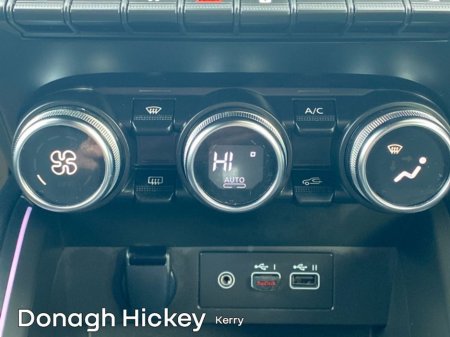 2024 Renault Clio E-TECH Hybrid 140 Auto Esprit Alpine €26,900 thumbnail