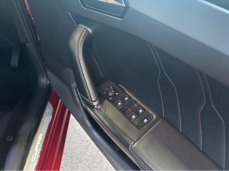 2023 Cupra Leon 1.5 ETSI 150HP DSG 5DR AUTO €23,999 thumbnail