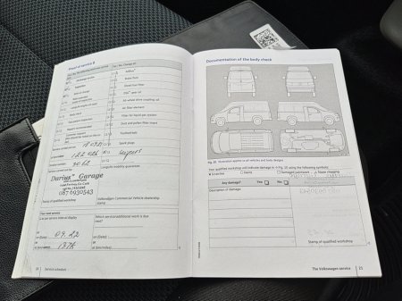 2017 Volkswagen Transporter - thumbnail 34