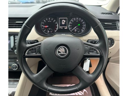 2014 Skoda Octavia 1.6 TDI ELEGANCE DSG 105BHP AUTO €9,950 thumbnail