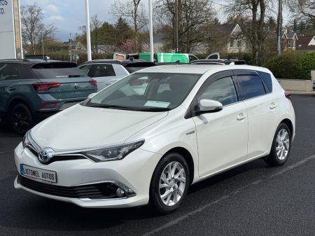 2017 Toyota Auris - thumbnail 6