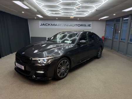 2019 BMW 5 Series - thumbnail 1