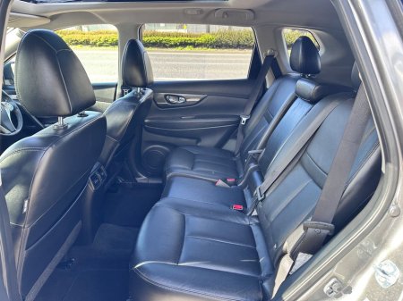 2017 Nissan X-Trail - thumbnail 25