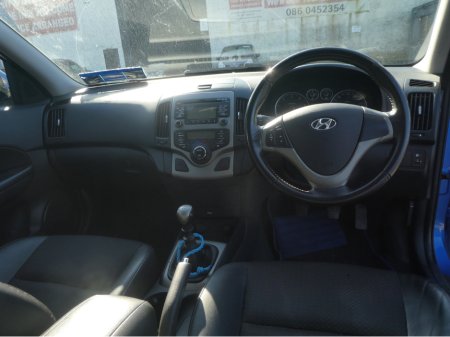 2010 Hyundai i30 - thumbnail 6