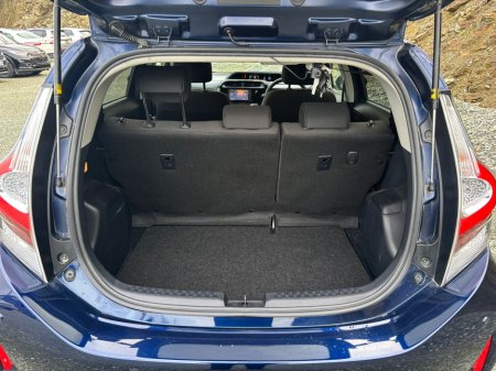 2020 Toyota Aqua Hybrid Luxury €13,950 thumbnail