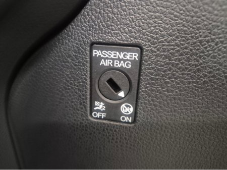 2016 Volkswagen Golf **HIGHLINE**ONLY 64000KMS**ALCANTARA SEATS*17" ALLOYS**BLIS**FOCAL INSIDE SPEAKERS*LANE ASSIST*KEYLESS ENTRY AND START**ADAPTIVE CRUISE CONTROL**DUAL ZONE CLIMATE**REVERSE CAMERA**BLUETOOTH STREAM €15,949 thumbnail