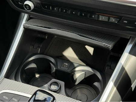 2022 BMW 3 Series - thumbnail 16