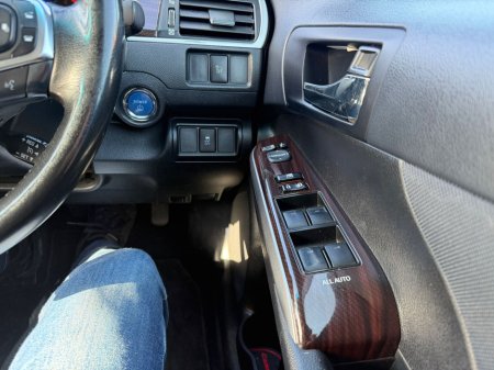 2016 Toyota Camry - thumbnail 12