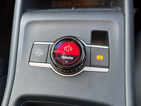 2025 Volkswagen Tiguan TIGUAN LIFE 1.5 PHEV DSG 204HP €49,859 thumbnail