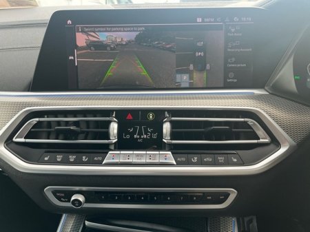 2021 BMW X5 M SPORT XDRIVE 45E PHEV AUTOMATIC // €54,945 thumbnail