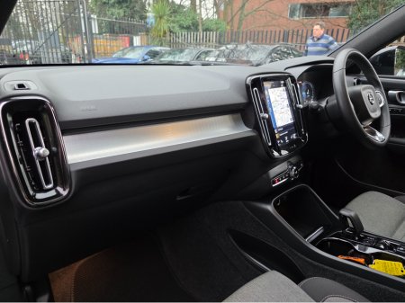 2023 Volvo XC40 RECHARGE T6 PLUS DARK AWD 350 BHP PHEV FINANCE ARRANGED. SIMI. AA APPROVED €35,950 thumbnail