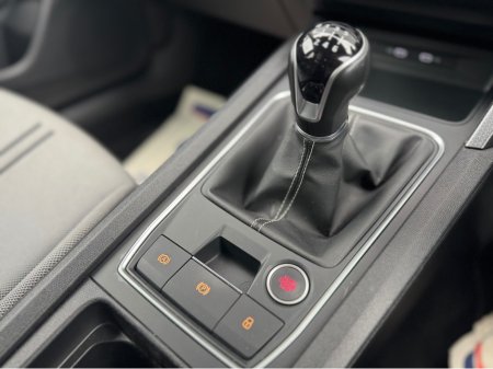 2021 SEAT Leon SE 2.0 TDI *FRESH NCT* €19,995 thumbnail