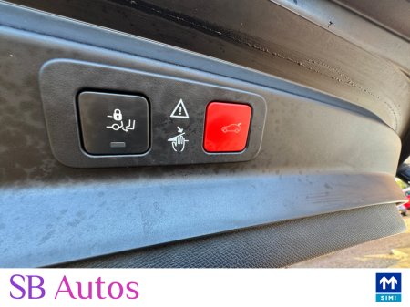 2017 Peugeot 3008 172 Peugeot 5008 GT 7 Seater 2.0 Auto €24,750 thumbnail