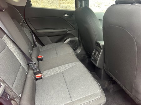 2023 Renault Captur - thumbnail 8