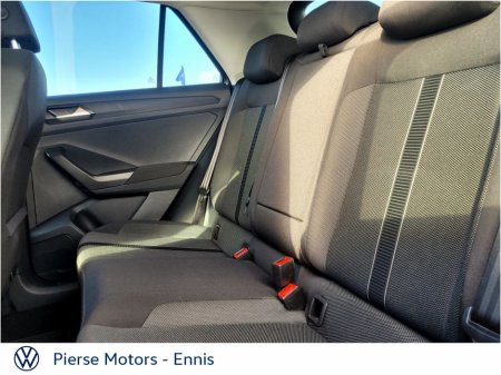 2025 Volkswagen T-Roc - thumbnail 8