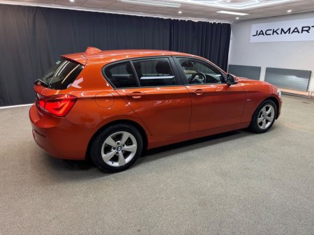 2016 BMW 1 Series - thumbnail 15