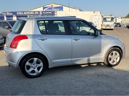 2006 Suzuki Swift - view 4