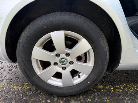 2010 Skoda Octavia ONE OWNER 55k MILES ELEGANCE €5,999 thumbnail