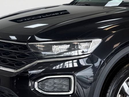 2021 Volkswagen T-Roc - thumbnail 9