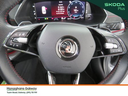 2023 Skoda Octavia RS 2.0 TDI 200HP DSG €42,950 thumbnail