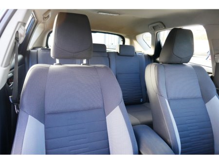 2015 Toyota Auris DIESEL 1.6 D-4D BUSINESS EDITION 110BHP €9,500 thumbnail