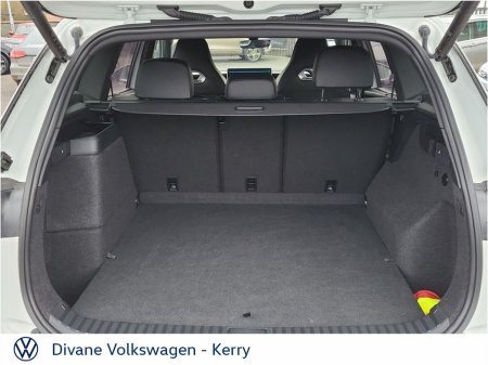 2025 Volkswagen Tayron R LINE 75 MARKET INTRODUCTION 1.5 TSI PLUG IN HYBRID 204BHP €59,950 thumbnail