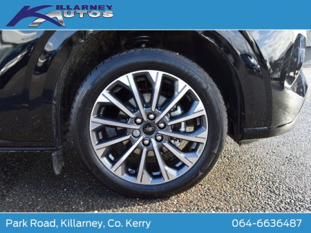 2026 Ford Tourneo Custom 2026 PHEV Tourneo Custom Limited 2.5 Auto thumbnail