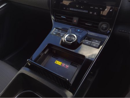 2024 Subaru Solterra - thumbnail 19