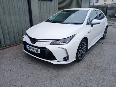 2020 Toyota Corolla - thumbnail 1