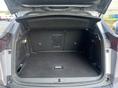 2021 Peugeot 3008 - thumbnail 9