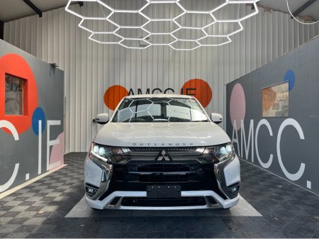 2019 Mitsubishi Outlander €21950! 2019 OUTLANDER G PREMIUM PACK / 103k KMs / HEATED SEATS + STEERING WHEEL , REVERSE CAMERA , ADAPTIVE CRUISE & MORE €21,950
