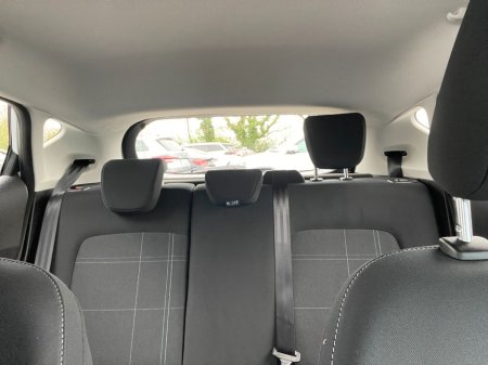 2020 Ford Fiesta - thumbnail 10