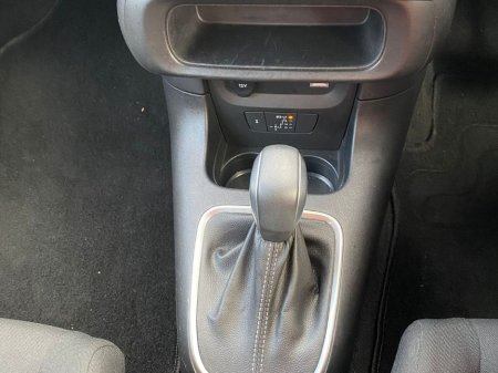 2021 Citroen C3 Flair Puretech 1.2 Automatic €17,950 thumbnail