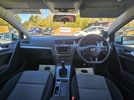 2013 Volkswagen Golf - thumbnail 22