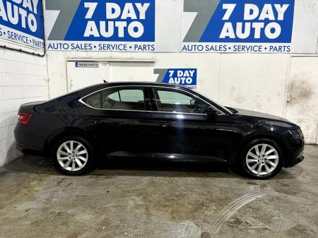 2018 Skoda Superb - thumbnail 3