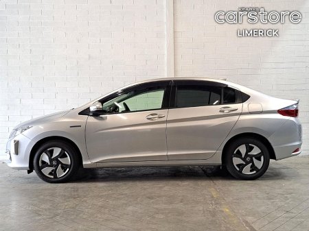 2016 Honda Grace DAA-GM4 4 DR AUTO €14,990 thumbnail