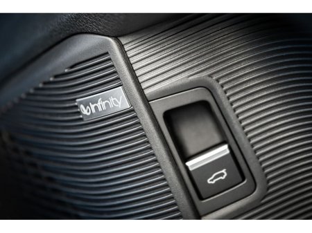 2025 BYD Seal U DM-I COMFORT €43,899 thumbnail